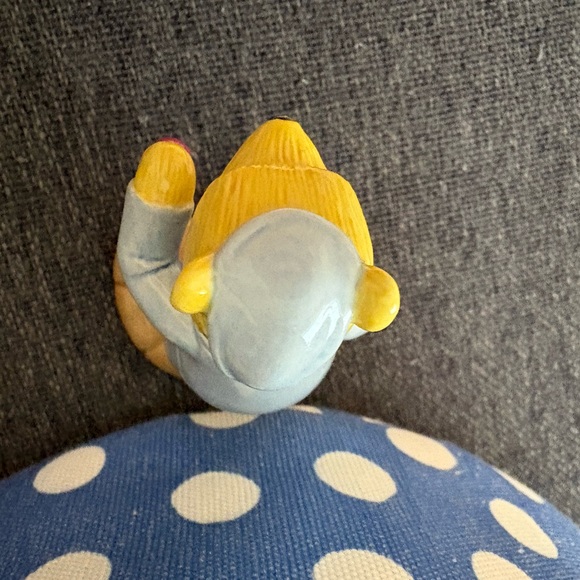 Vintage Royal Doulton Pooh a little tree trimming is in order wp41 CHRISTMAS - Picture 8 of 9